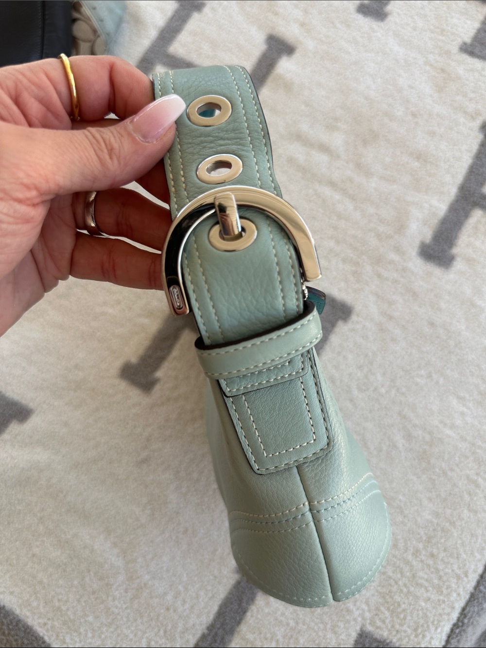 Mint Green Leather 2005 vintage Coach - Picture 3 of 11